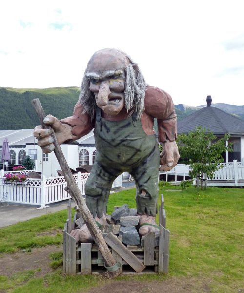 summer-europe-sculpture-art-troll-norwegian-919611-pxhere.com